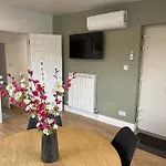 Peacock Farm Estate Self Contained * 科克